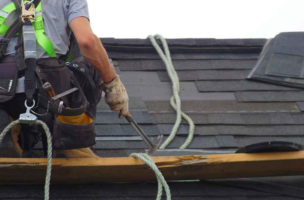 What to Do When Winter Weather Damages Your Roof